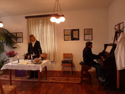 Istentiszteleten - small